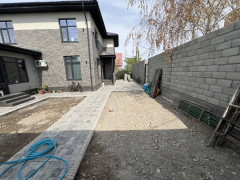 Photos