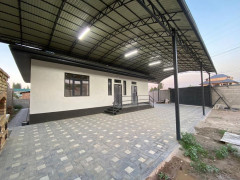 Photos