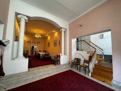 Photos