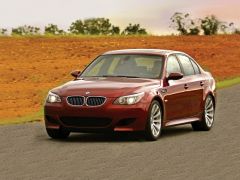 Photo of the vehicle BMW M5